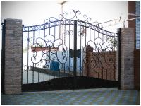 Кованые ворота для коттеджа